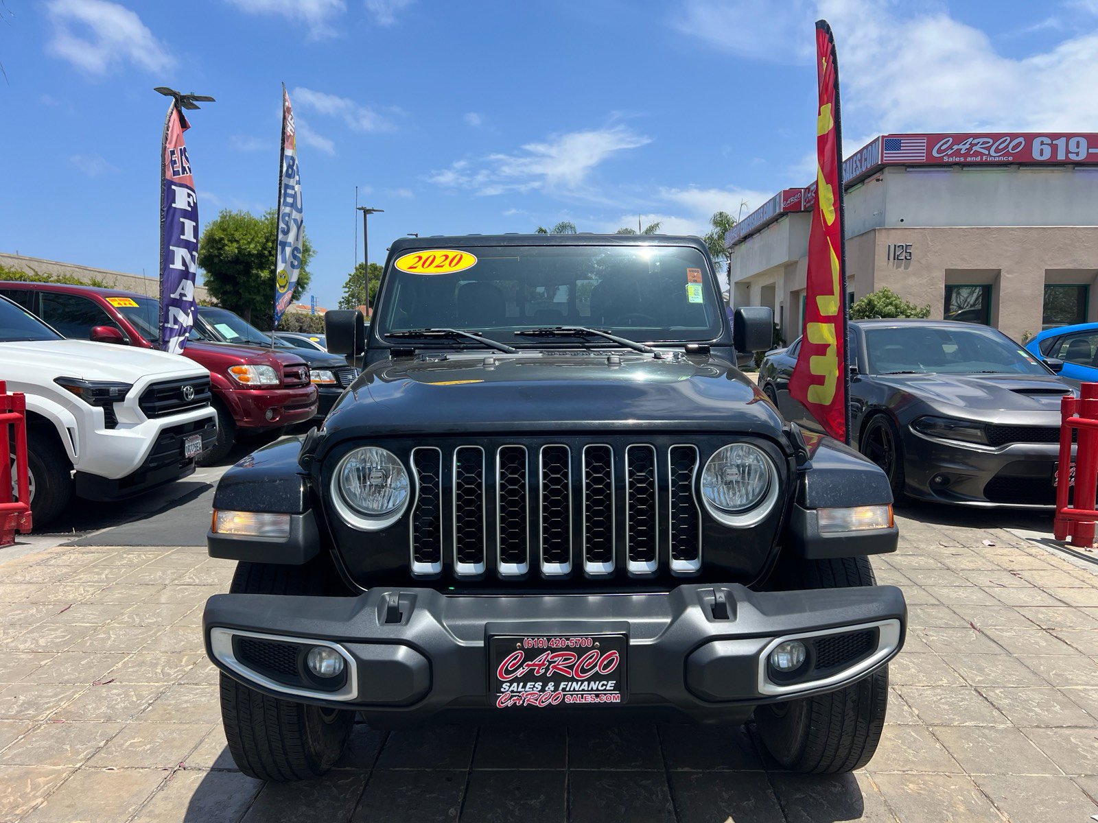 Used 2020 Jeep Gladiator Overland AWD/4WD image 3