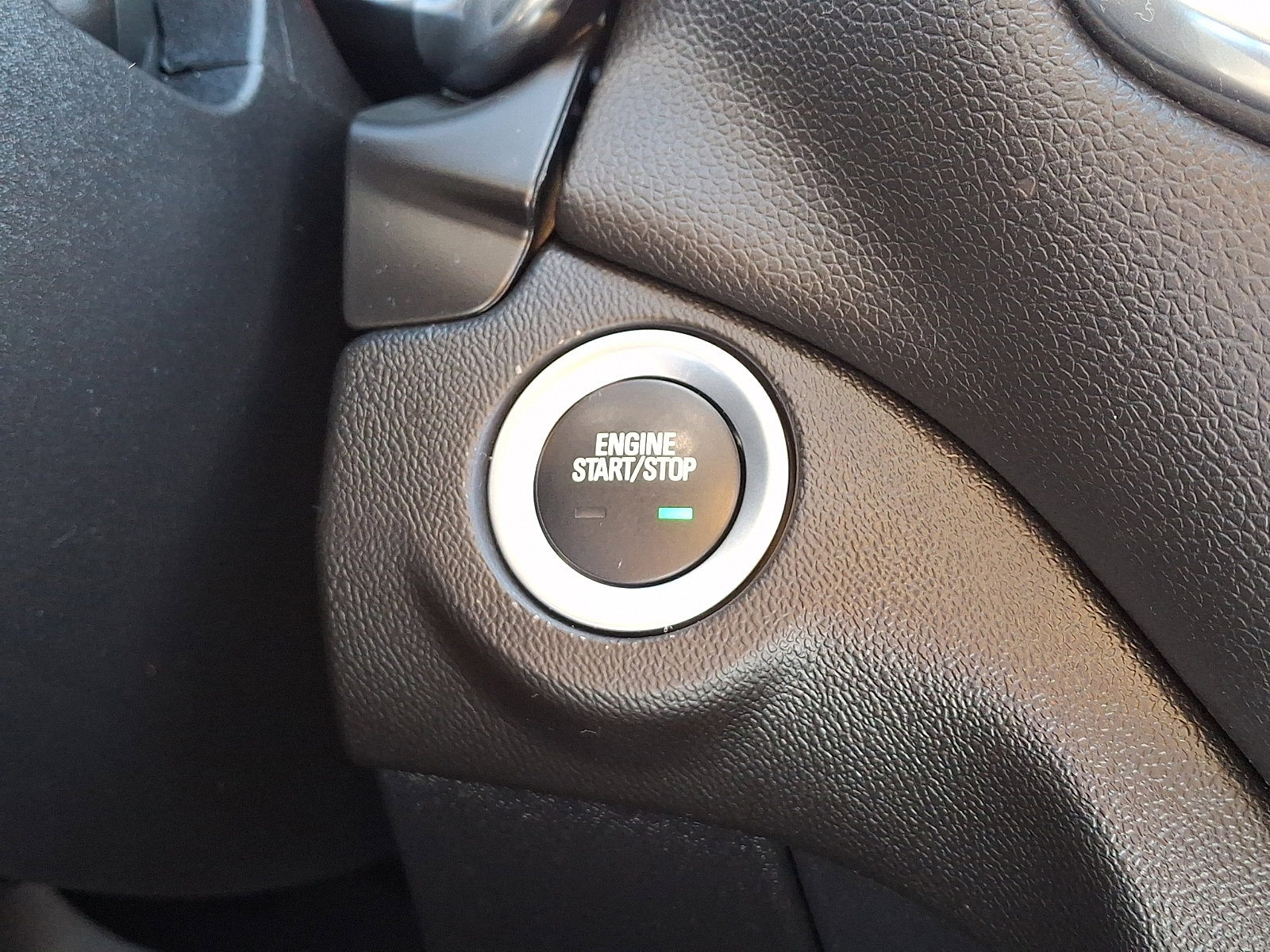 Used 2019 Chevrolet Equinox LT image 25