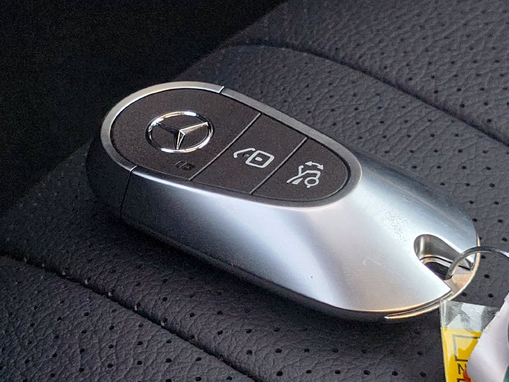 New 2027 Mercedes-Benz E 350 4MATIC Sedan image 37