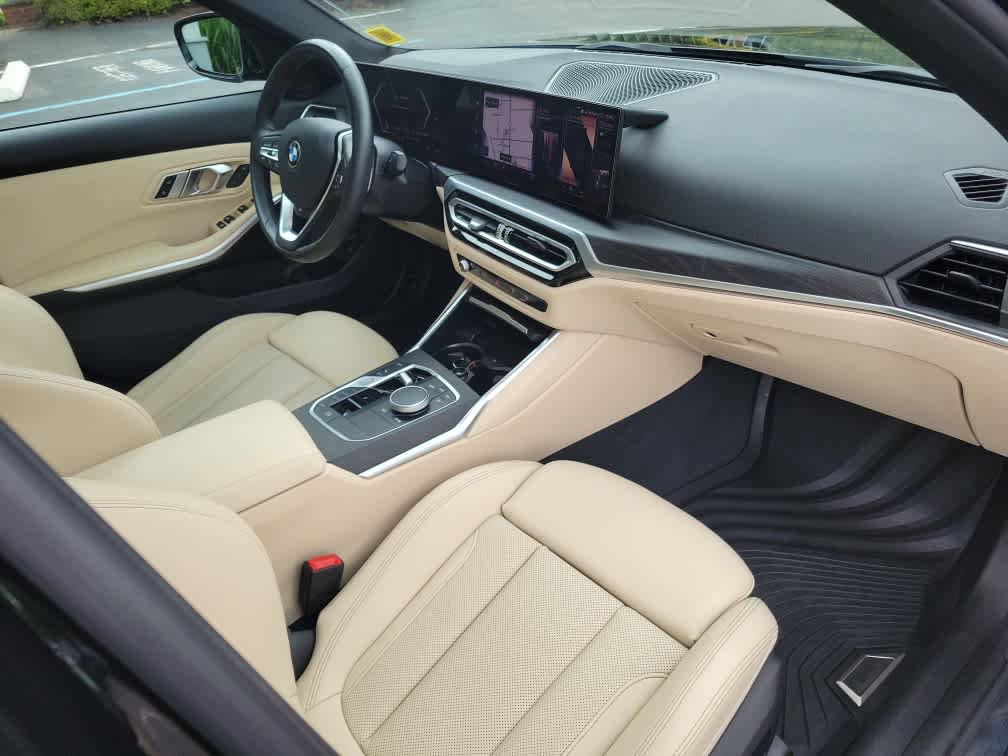 Used 2023 BMW 330i xDrive Sedan w/ Convenience Package AWD/4WD image 29