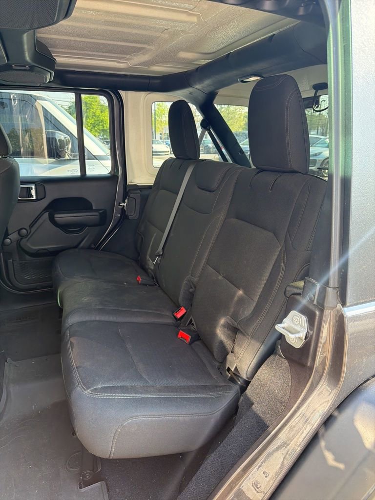 Used 2022 Jeep Wrangler Unlimited Sport image 8