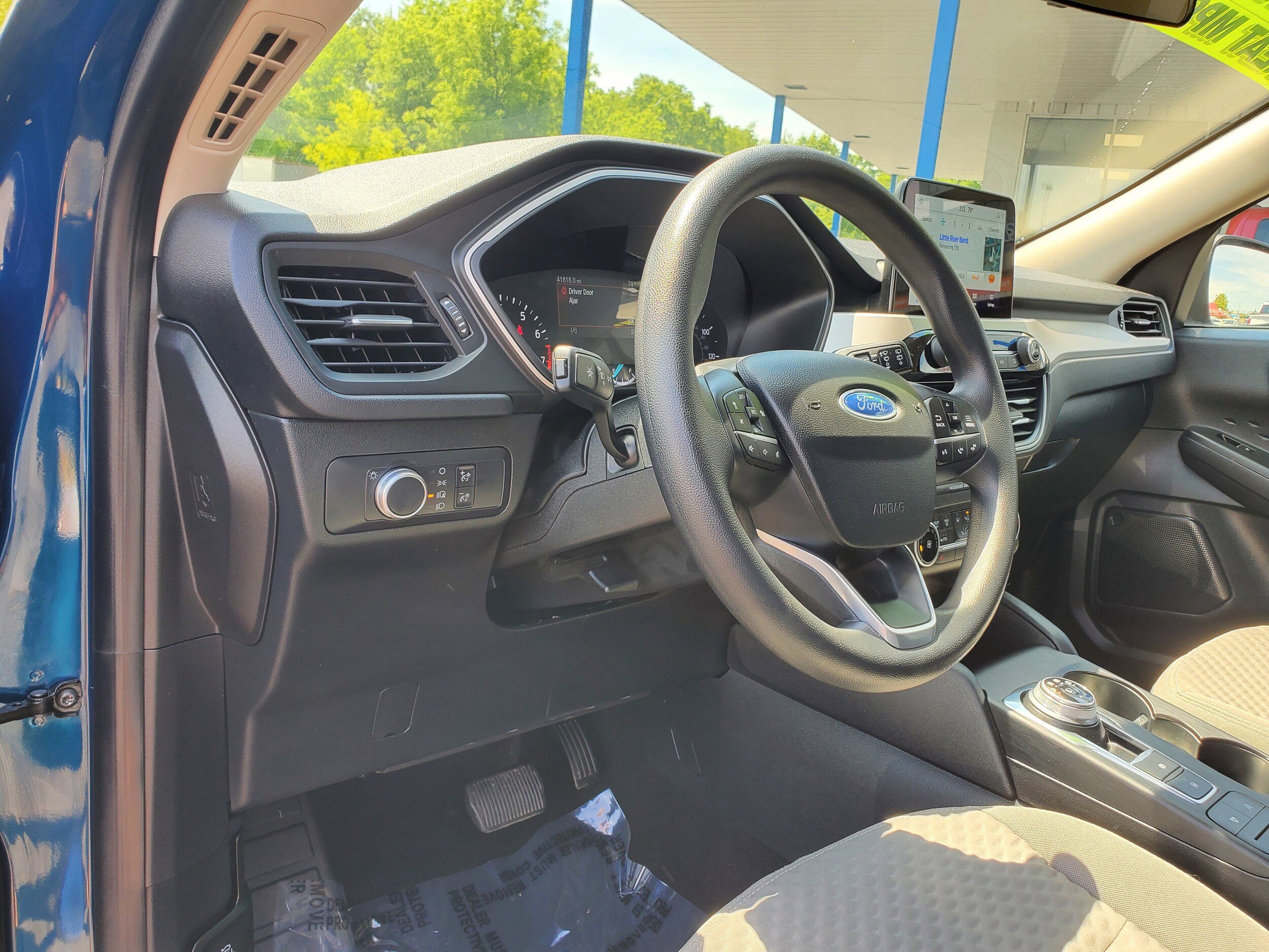 Used 2020 Ford Escape SE AWD/4WD image 9