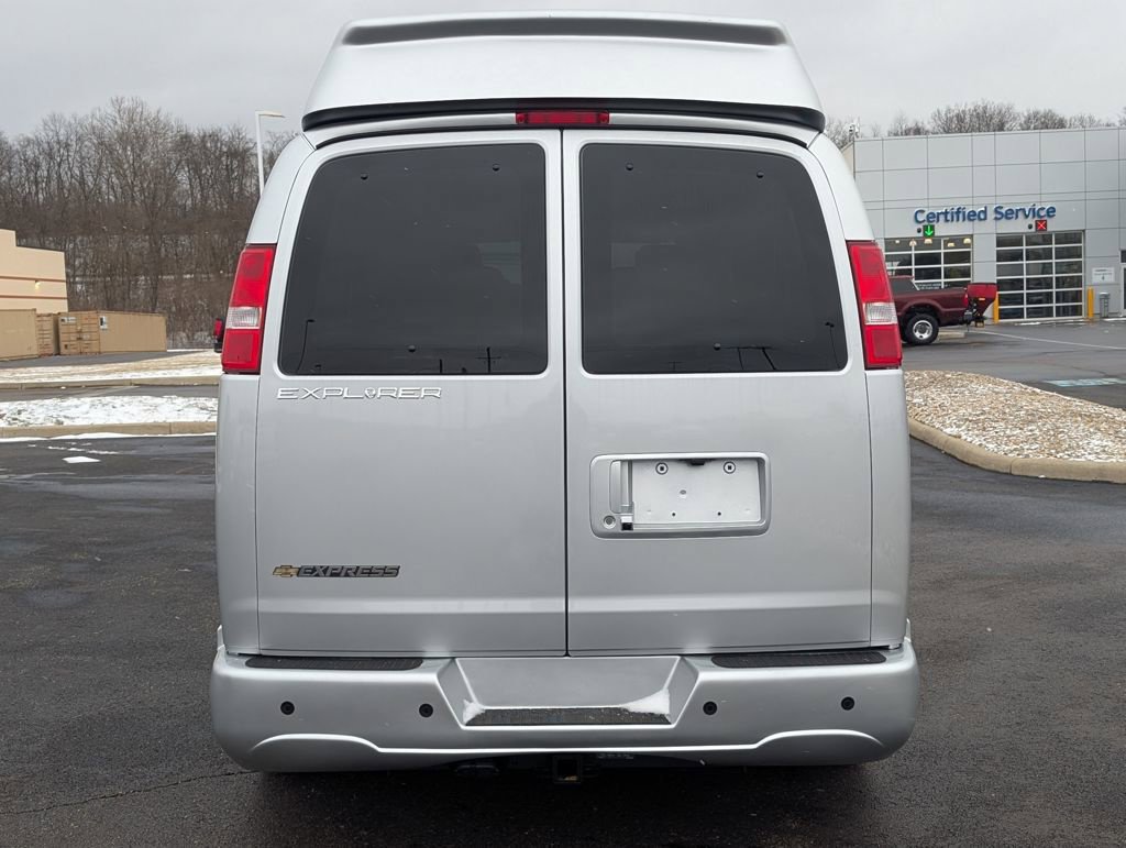 New 2026 Chevrolet Express 2500 Extended w/ Driver Convenience Package RWD image 6