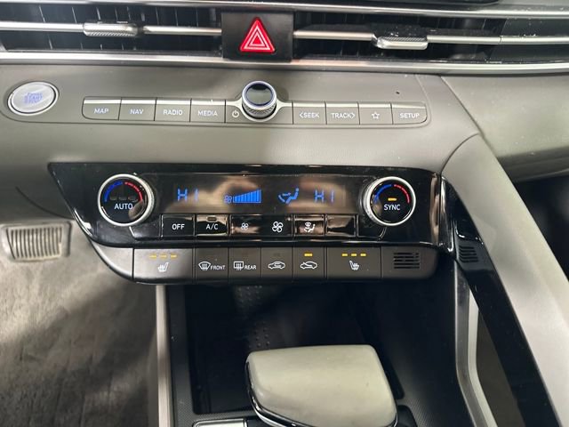 Certified 2023 Hyundai Elantra SEL w/ Convenience Package image 23