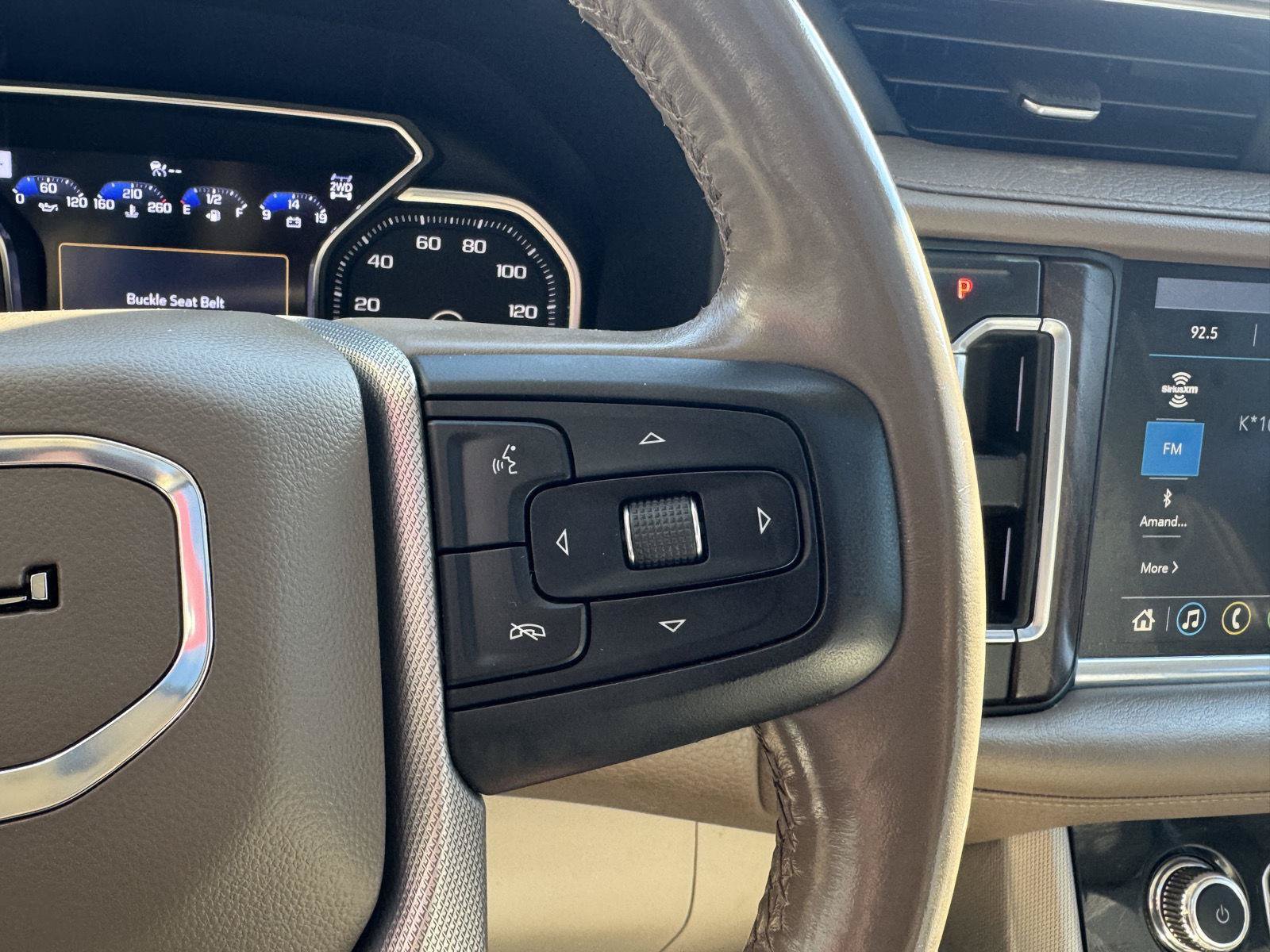 Used 2021 GMC Yukon Denali w/ Denali Premium Package AWD/4WD image 19