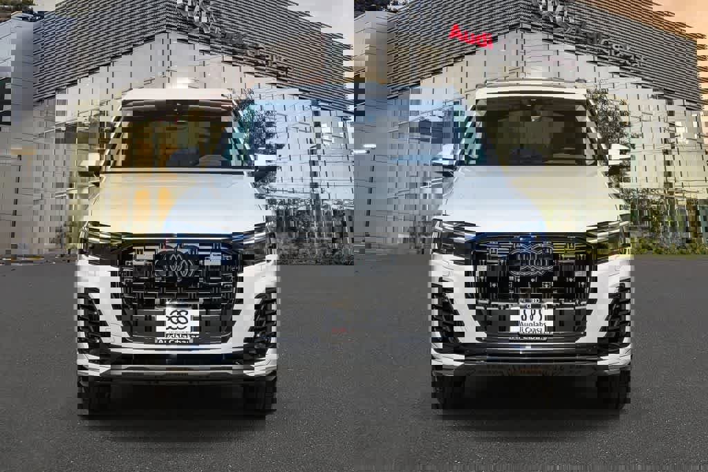 Used 2025 Audi Q7 3.0T Premium Plus w/ Premium Plus Package image 6