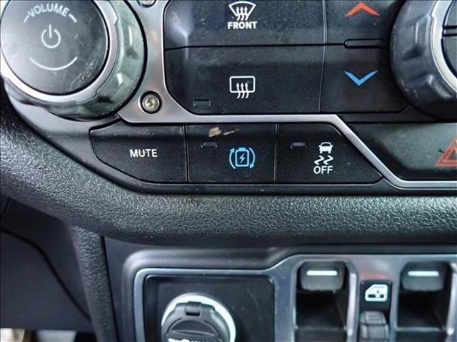 Used 2024 Jeep Wrangler Unlimited AWD/4WD image 18
