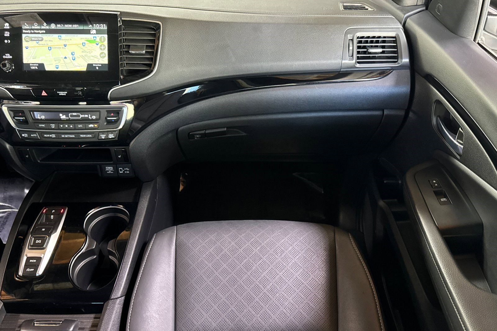 Used 2021 Honda Passport Touring image 30