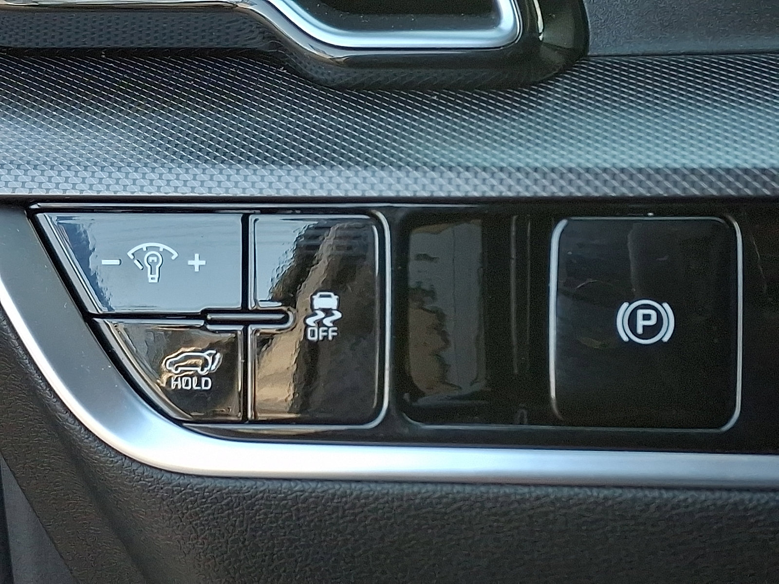 Certified 2025 Kia Sportage SX image 28