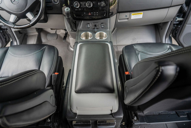 Used 2017 Mercedes-Benz Sprinter 3500 image 50