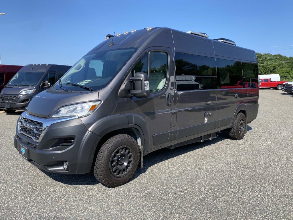 New 2024 RAM ProMaster 3500 w/ Quick Order Package 22H SLT+ FWD image 3