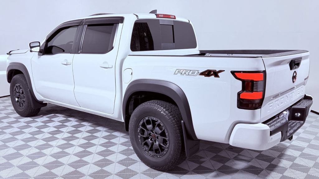Used 2023 Nissan Frontier PRO-4X w/ Pro-4X Premium Package AWD/4WD image 7