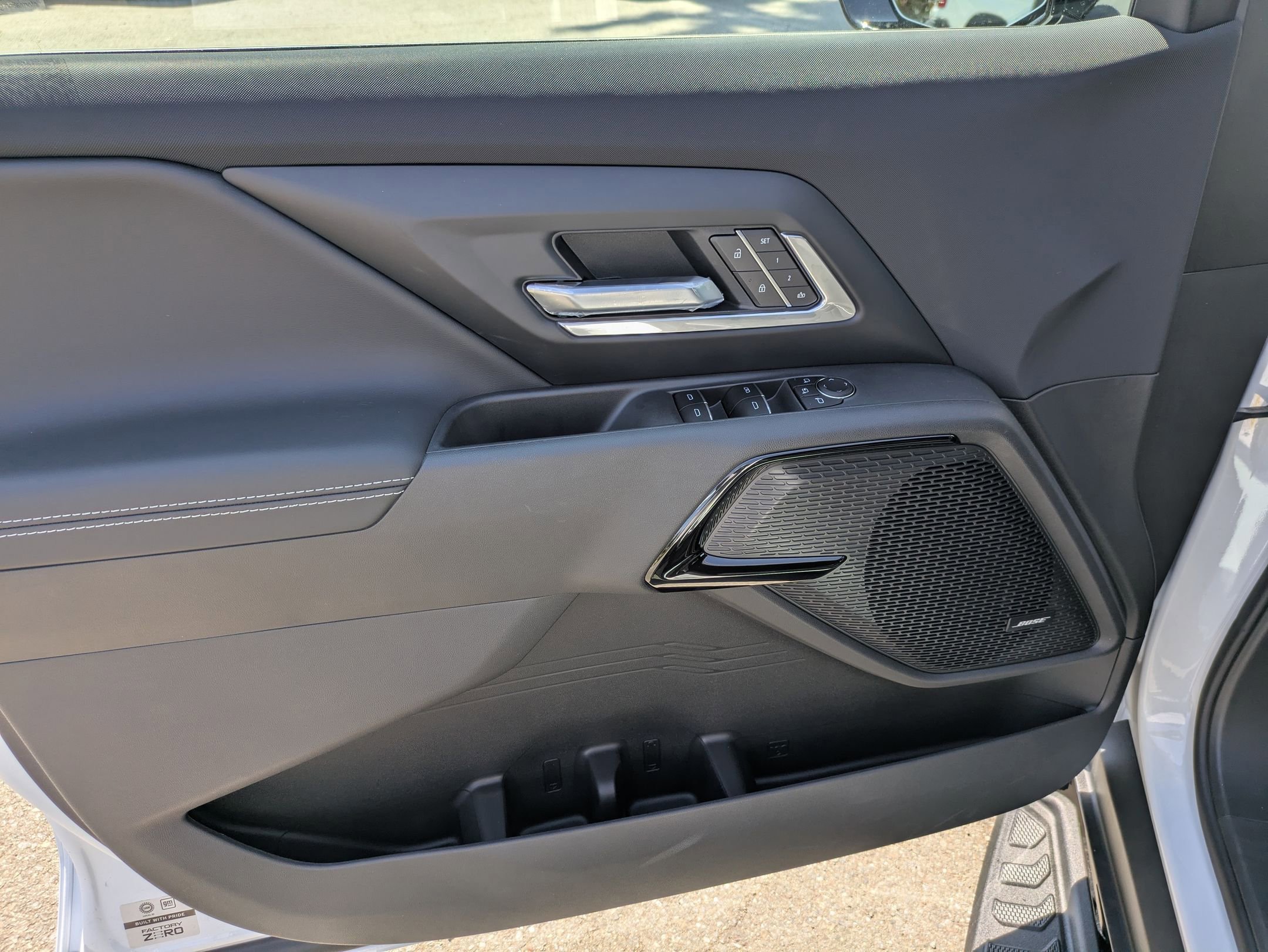 New 2026 Chevrolet Silverado EV LT image 25