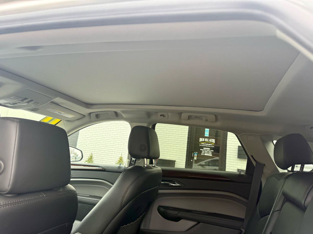 Used 2011 Cadillac SRX Luxury AWD/4WD image 32