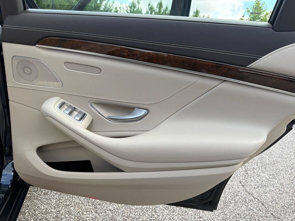 Used 2016 Mercedes-Benz S 550 4MATIC Sedan image 53