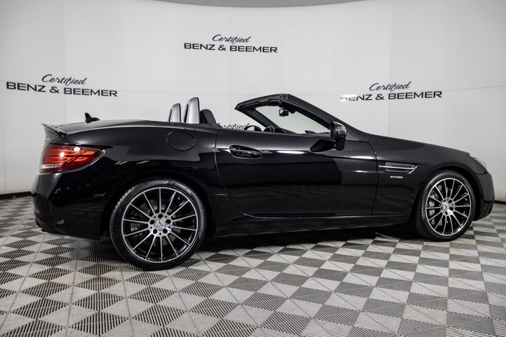 Used 2017 Mercedes-Benz SLC 43 AMG image 5