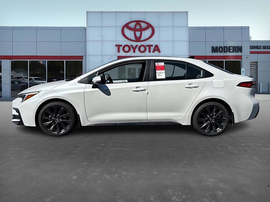 New 2026 Toyota Corolla SE image 3