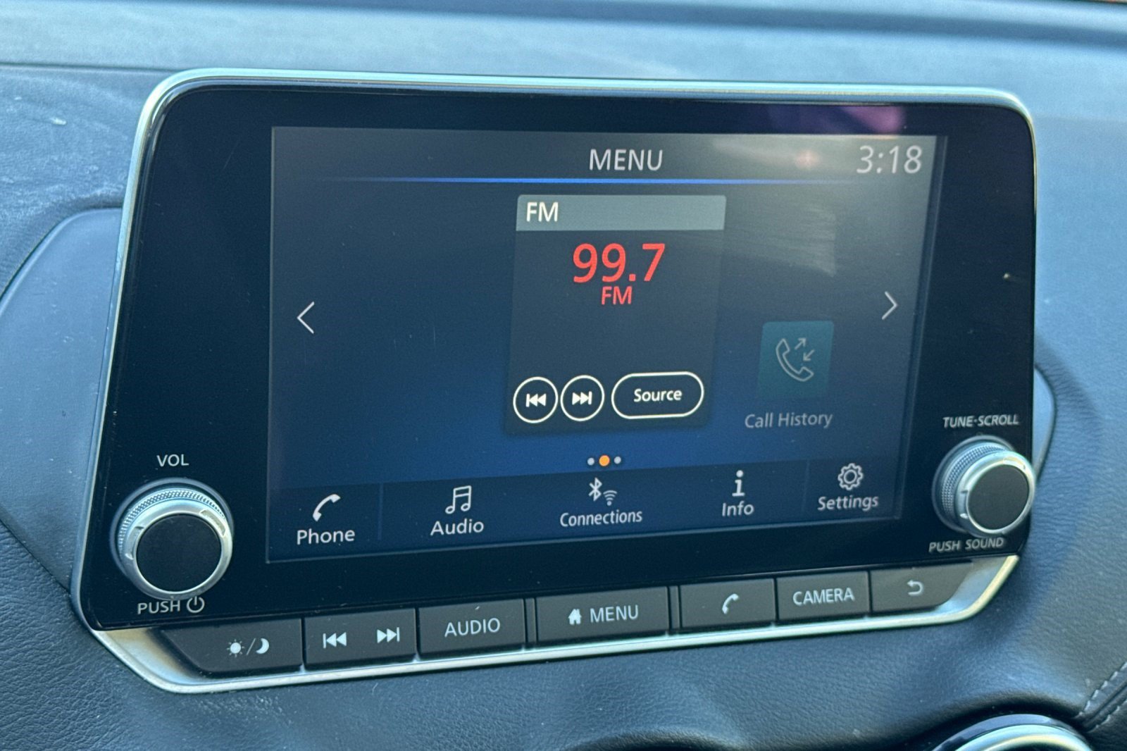Used 2023 Nissan Sentra SV FWD image 21