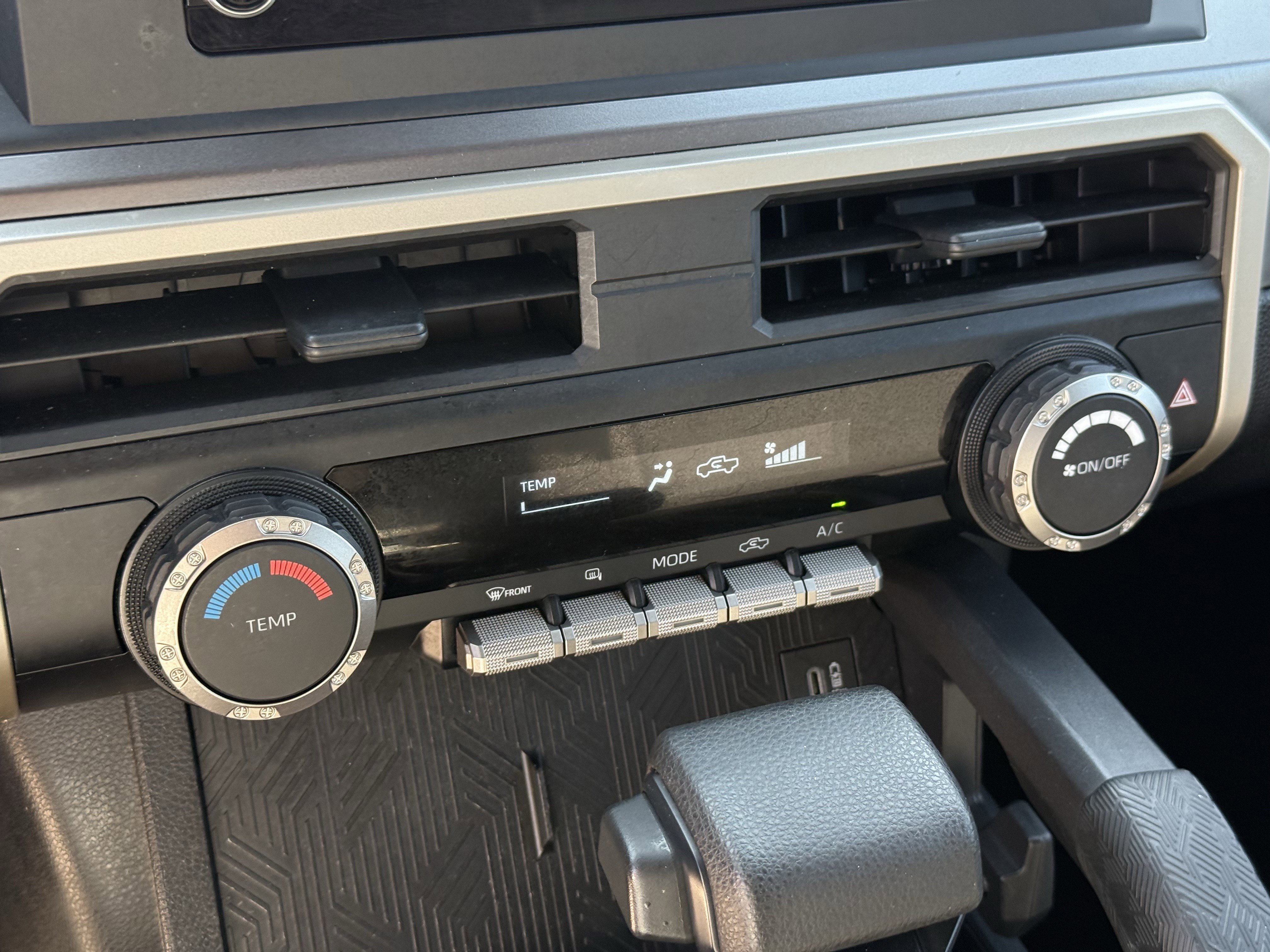 Used 2024 Toyota Tacoma SR5 image 22