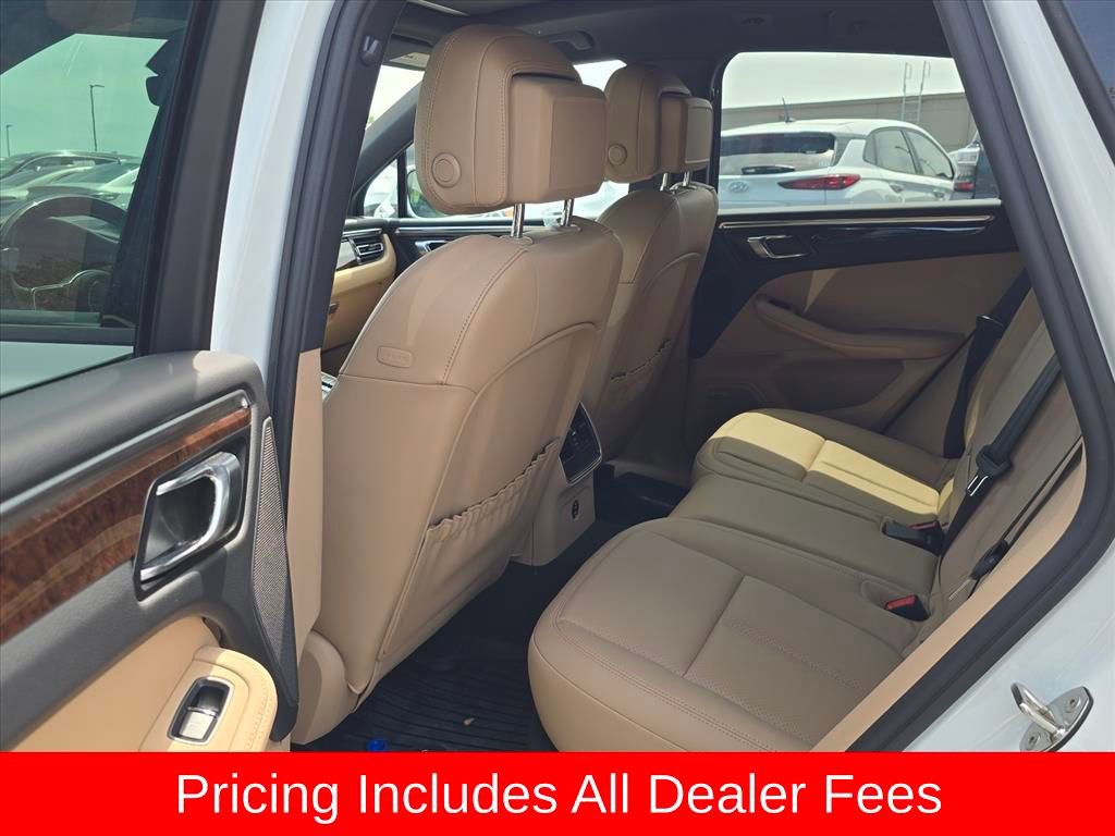 Used 2021 Porsche Macan AWD/4WD image 5