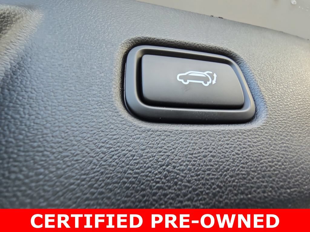 Used 2025 Hyundai Tucson Limited FWD image 14