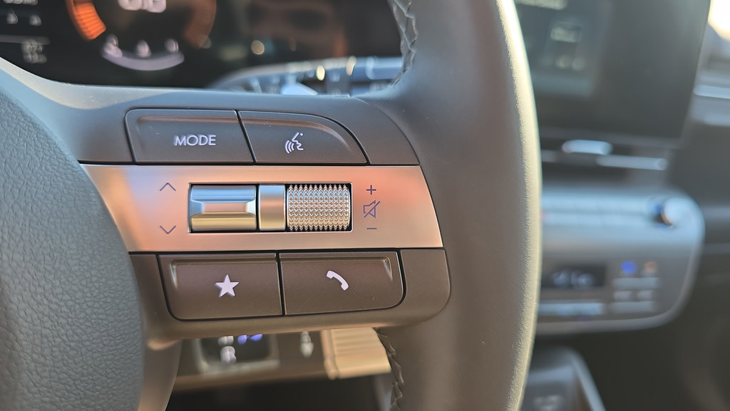 New 2026 Hyundai Kona SEL Premium AWD/4WD image 24