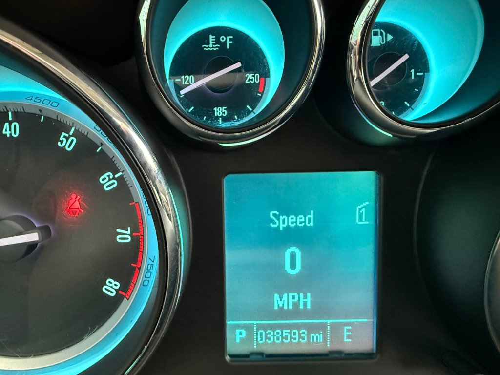 Used 2012 Buick Verano FWD image 11