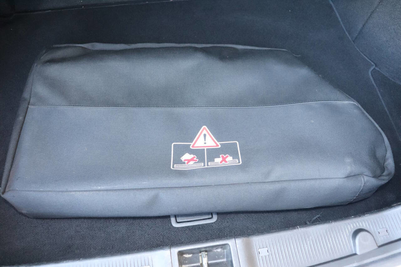 Used 2005 Mercedes-Benz CLK 320 Cabriolet image 58