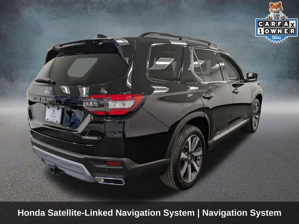 Certified 2025 Honda Pilot Touring image 5