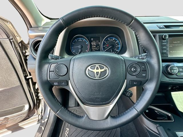 Used 2018 Toyota RAV4 XLE FWD image 11