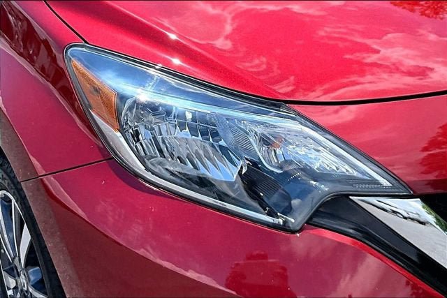 Used 2017 Nissan Versa Note FWD image 28