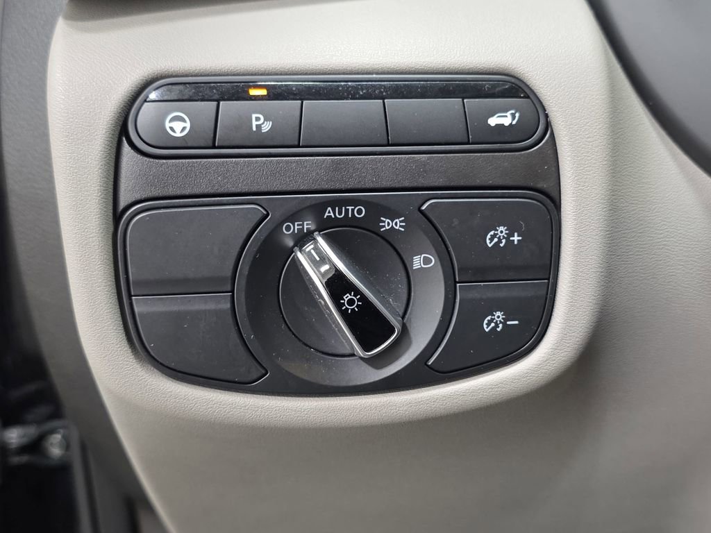 Certified 2023 INFINITI QX50 Luxe AWD/4WD image 23
