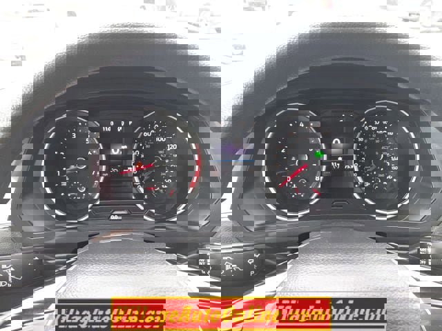 Used 2019 Volkswagen Tiguan S image 37