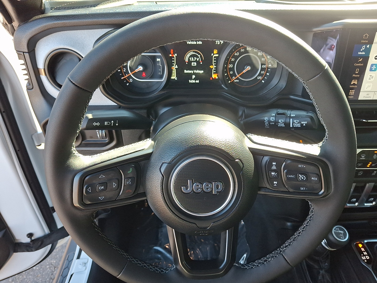 Used 2025 Jeep Wrangler Sport AWD/4WD image 18