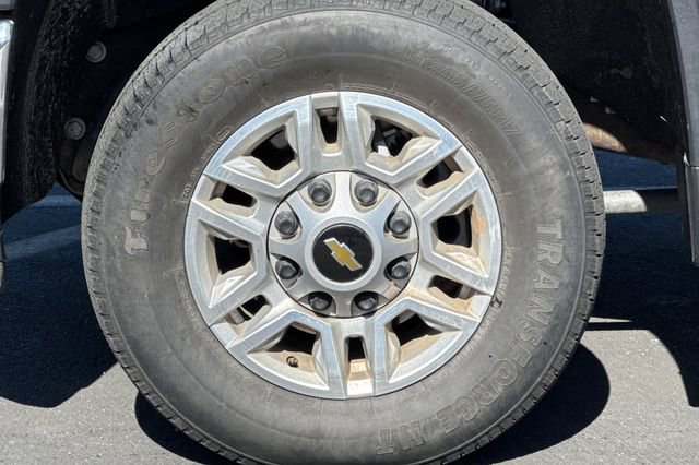 Used 2025 Chevrolet Silverado 2500 LT w/ Convenience Package image 45