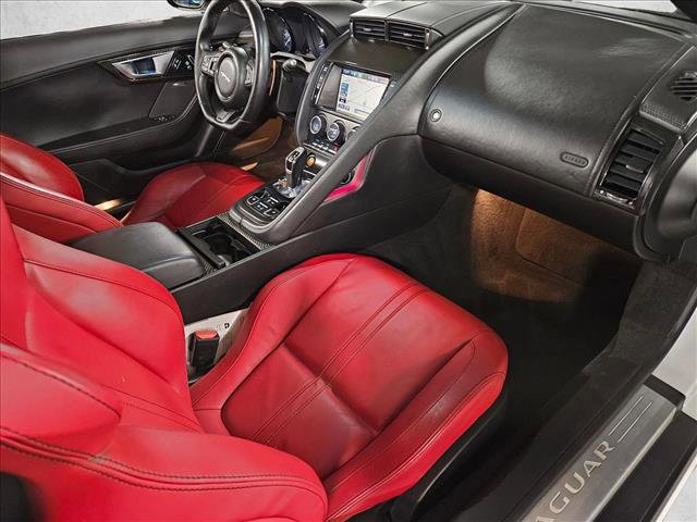 Used 2014 Jaguar F-TYPE S image 17