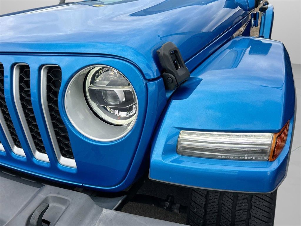 Used 2021 Jeep Wrangler Unlimited Sahara w/ Cold Weather Group image 12