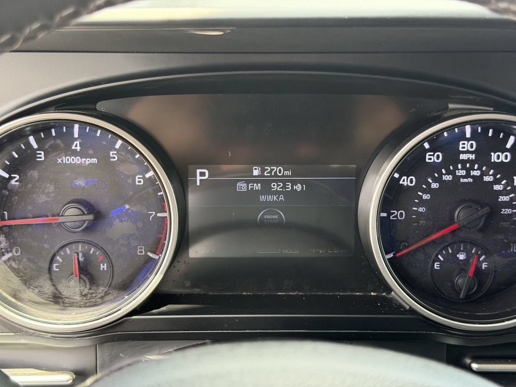 Certified 2024 Kia Carnival LX FWD image 35