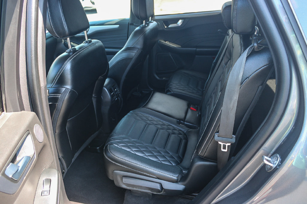 Certified 2023 Ford Escape Platinum w/ Premium Technology Package FWD image 22