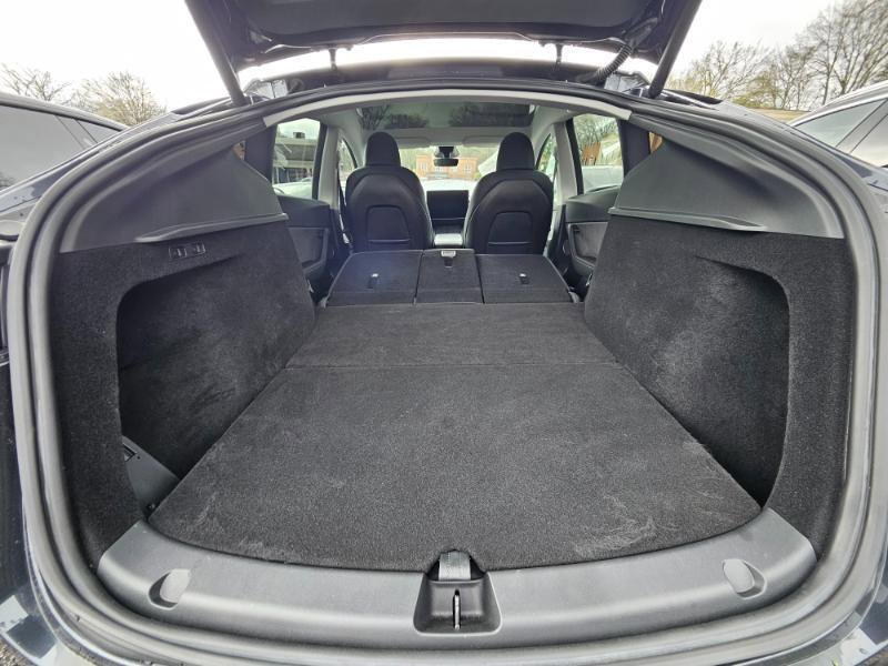 Used 2024 Tesla Model Y Long Range image 69