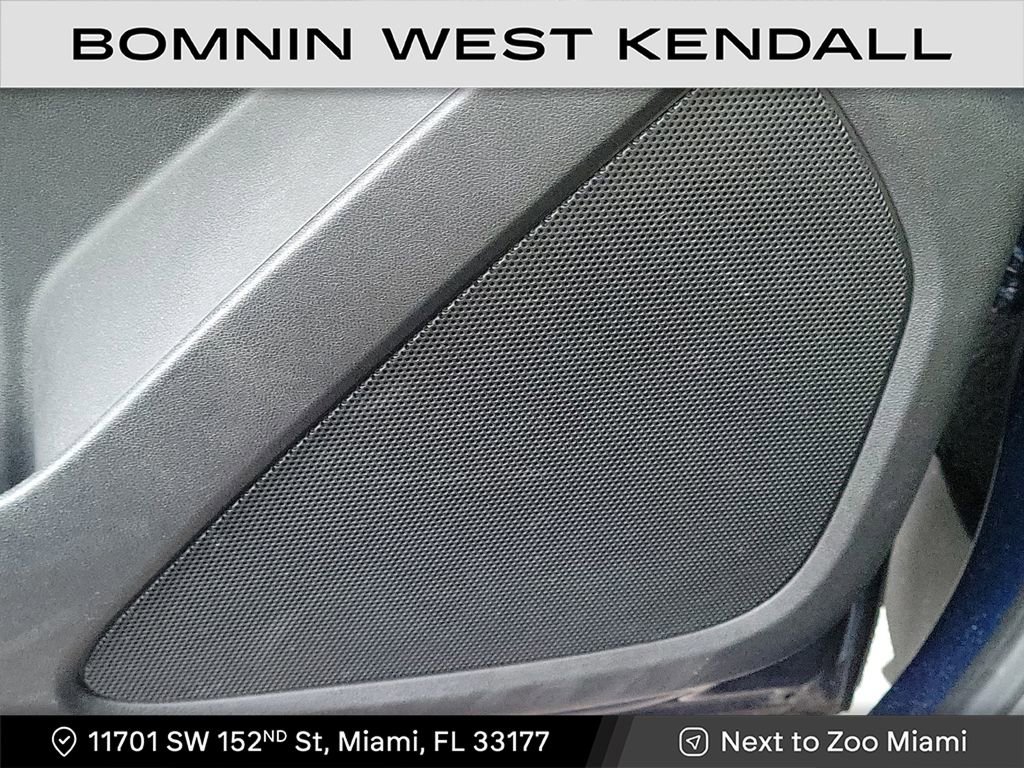 Used 2023 Chevrolet Equinox LS w/ Midnight Edition image 29