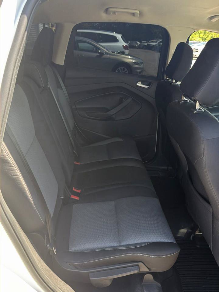 Used 2019 Ford Escape SE AWD/4WD image 12