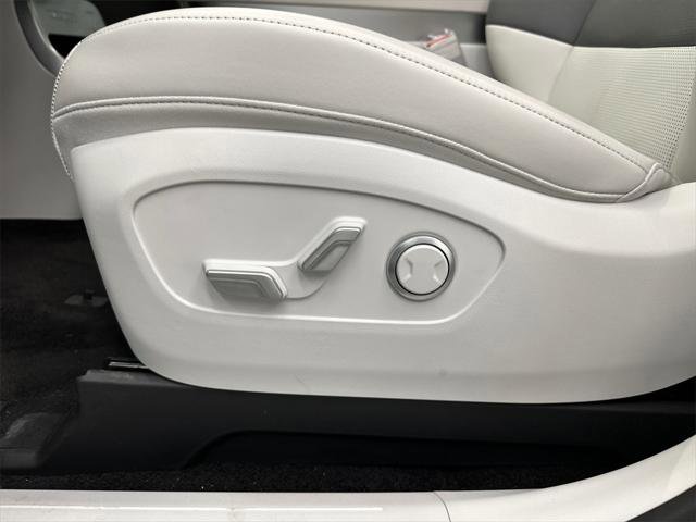 New 2026 Hyundai Ioniq 9 SEL image 10