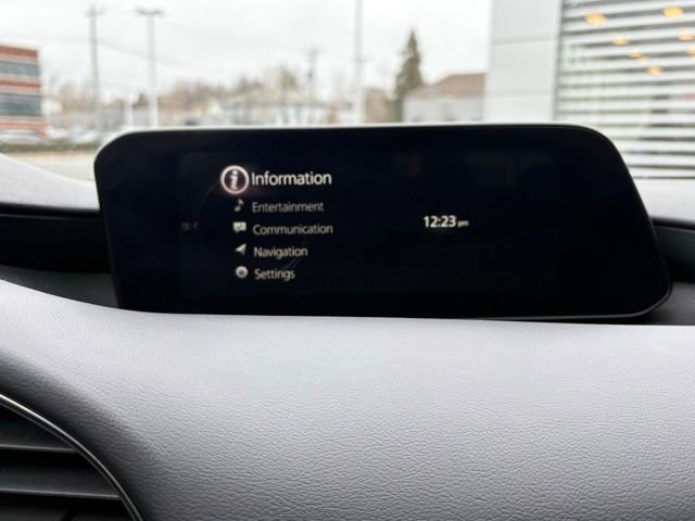 Used 2022 MAZDA MAZDA3 s image 27