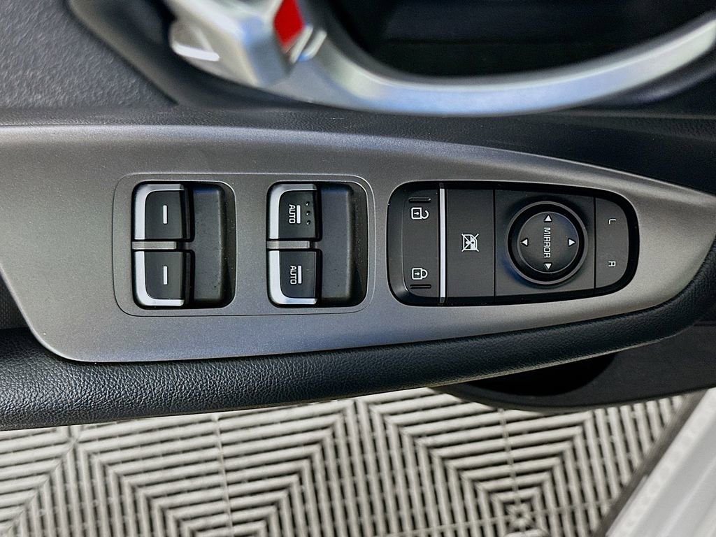 Used 2020 Kia Optima S image 20