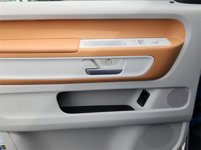 New 2025 Volkswagen ID. Buzz 1st Edition image 8