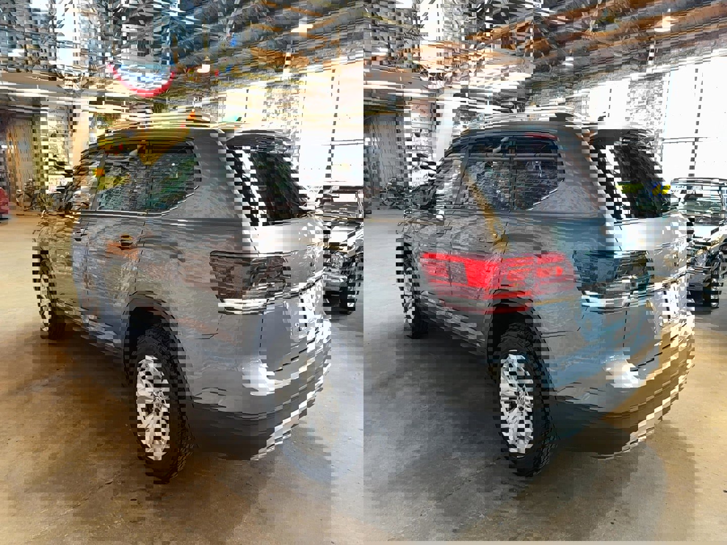 Used 2018 Volkswagen Atlas S image 5