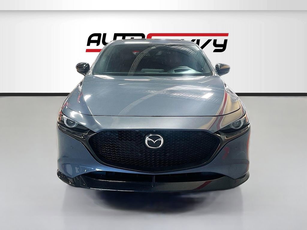 Used 2021 MAZDA MAZDA3 Hatchback w/Premium Plus Pkg image 2