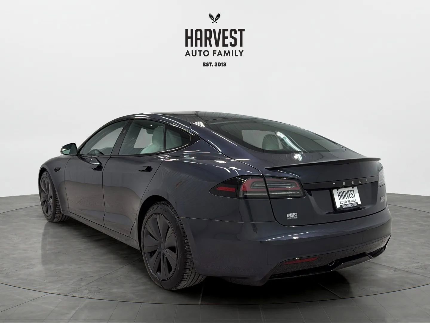 Used 2024 Tesla Model S Plaid AWD/4WD image 4