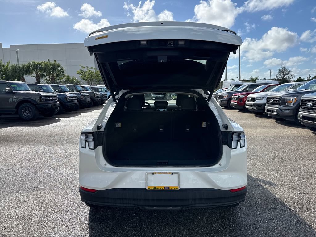 Used 2025 Ford Mustang Mach-E Premium image 30